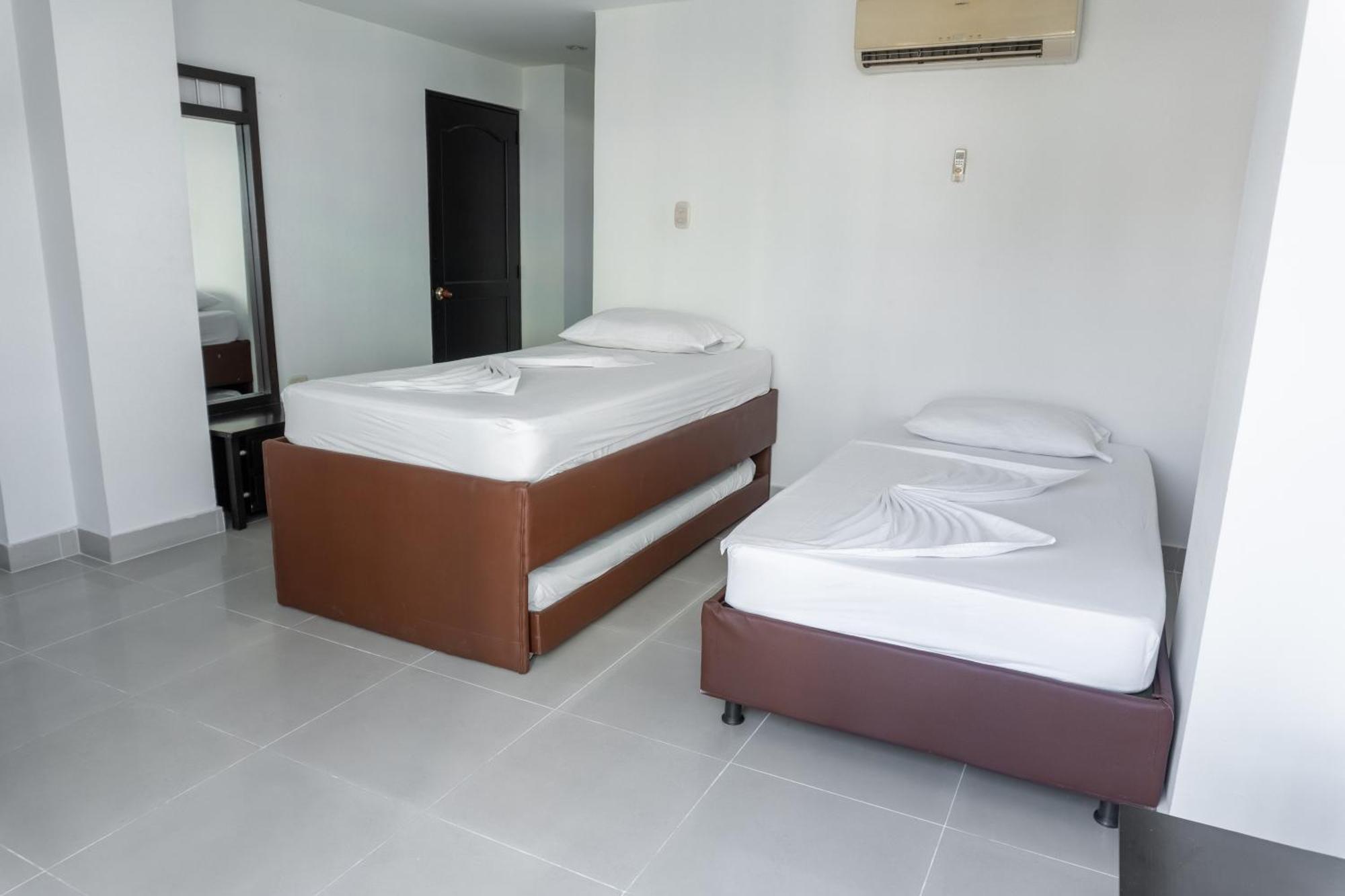 Aparta Hotel Roca Marina ซันตามาร์ตา ภายนอก รูปภาพ